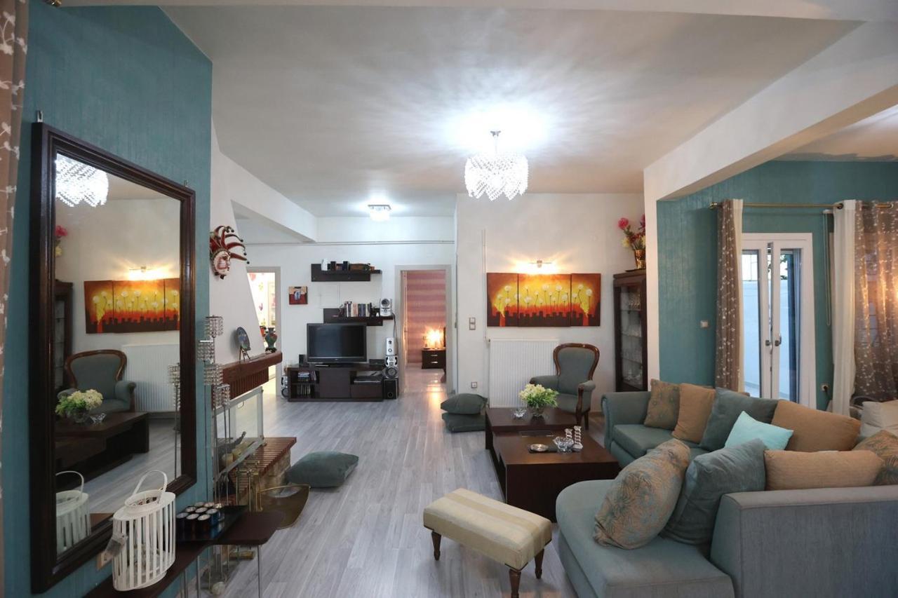 Vacation House With Stunning View - Vari  Luaran gambar
